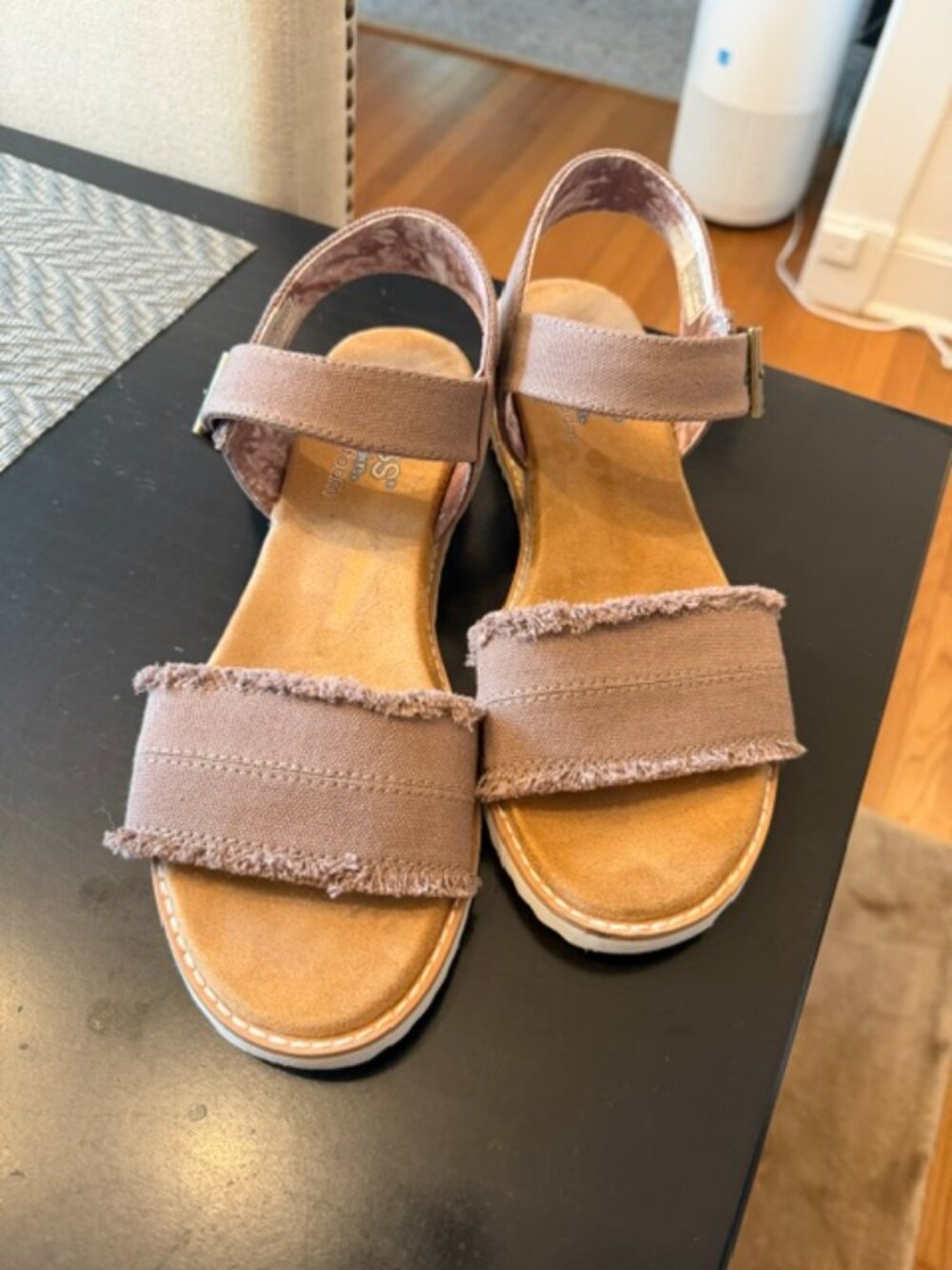 BOBS MEMORY FOAM SANDALS (skechers)